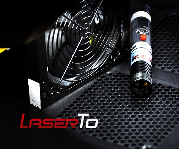 https://www.laserto.com/media/catalog/product/cache/1/image/17f82f742ffe127f42dca9de82fb58b1/8/0/808nm-handheld-infrared-laser-pointer-4_1.jpg